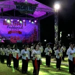 Tarian tradisional pada pembukaan Megati Festival 2025 di Desa Megati, Tabanan. Festival ini menampilkan seni, budaya, serta kearifan lokal masyarakat setempat. (Foto: Istimewa)