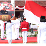 Proklamasi HUT ke-80 RI di Lapangan Alit Saputra, Tabanan, Minggu (17/8/2025). Upacara berlangsung khidmat dengan pengibaran Bendera Merah Putih oleh Paskibraka Kabupaten Tabanan. (Foto: Istimewa)”