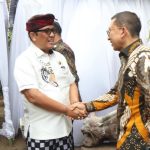 Bupati Tabanan Dr. I Komang Gede Sanjaya menyambut langsung kedatangan Menteri Kebudayaan Republik Indonesia, Dr. H. Fadli Zon, S.S., M.Sc. (Foto: Istimewa)