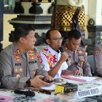 Kapolres Tabanan bersama jajaran saat menyampaikan rilis pengungkapan kasus tindak pidana dan situasi Kamtibmas wilayah Tabanan periode Maret 2026 dalam konferensi pers di Mapolres Tabanan, Rabu (1/4/2026). (Foto: Istimewa)